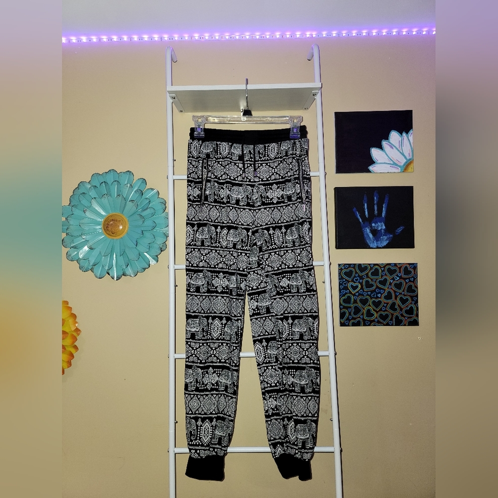 Elephant pring joggers